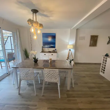 Edificio La Paz Apartment